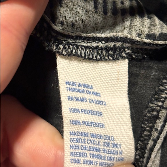 American Eagle Outfitters Sheer Tee with Peekaboo Back, Size Small - Picture 7 of 7